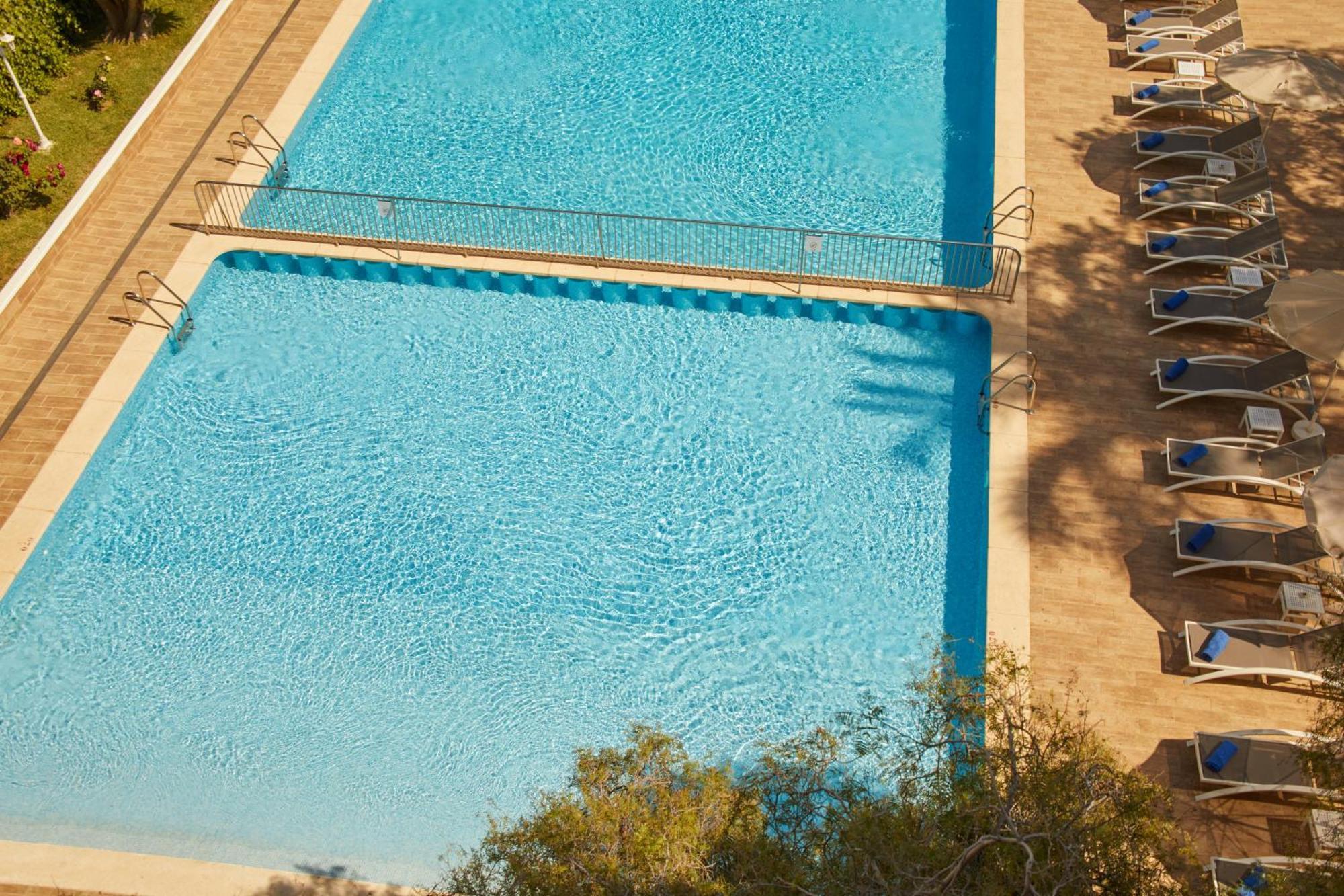Hotel Joan Miro Museum Palma de Mallorca Bagian luar foto Swimming pool